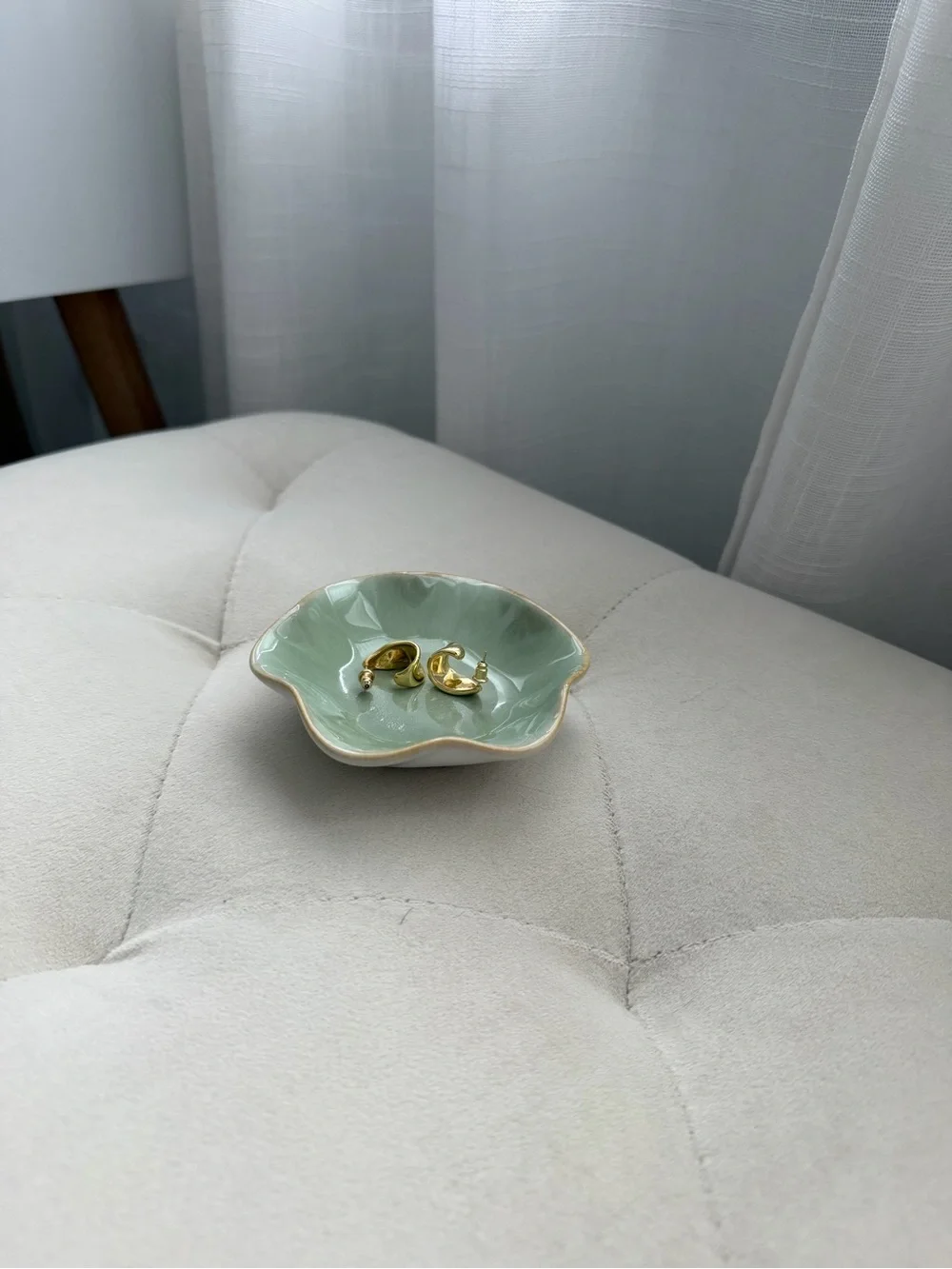 Source Unknown Green Floral Ceramic Jewelry Dish with Gold Trim
